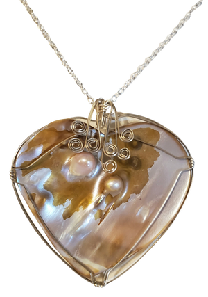 Heart Shell Wire Wrap Necklace